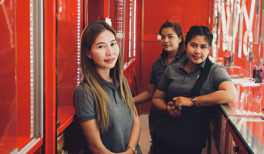 ห้างทอง สาขาบางพลี พร้อมให้บริการ